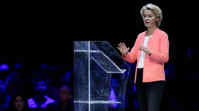 φον-ντερ-λάιεν-η-ευρώπη-βρίσκεται-σε-υ-563855689