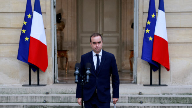 λεκορνί-υπάρχει-πλειοψηφία-κατά-των-ε-563856439