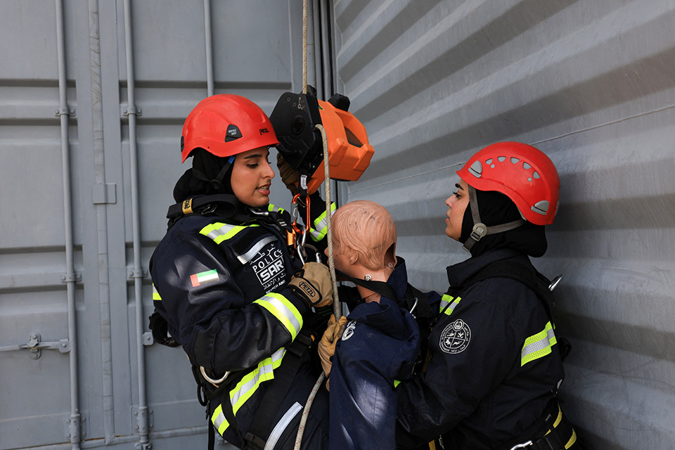 Βαρκάδα για τις προσφορές-1