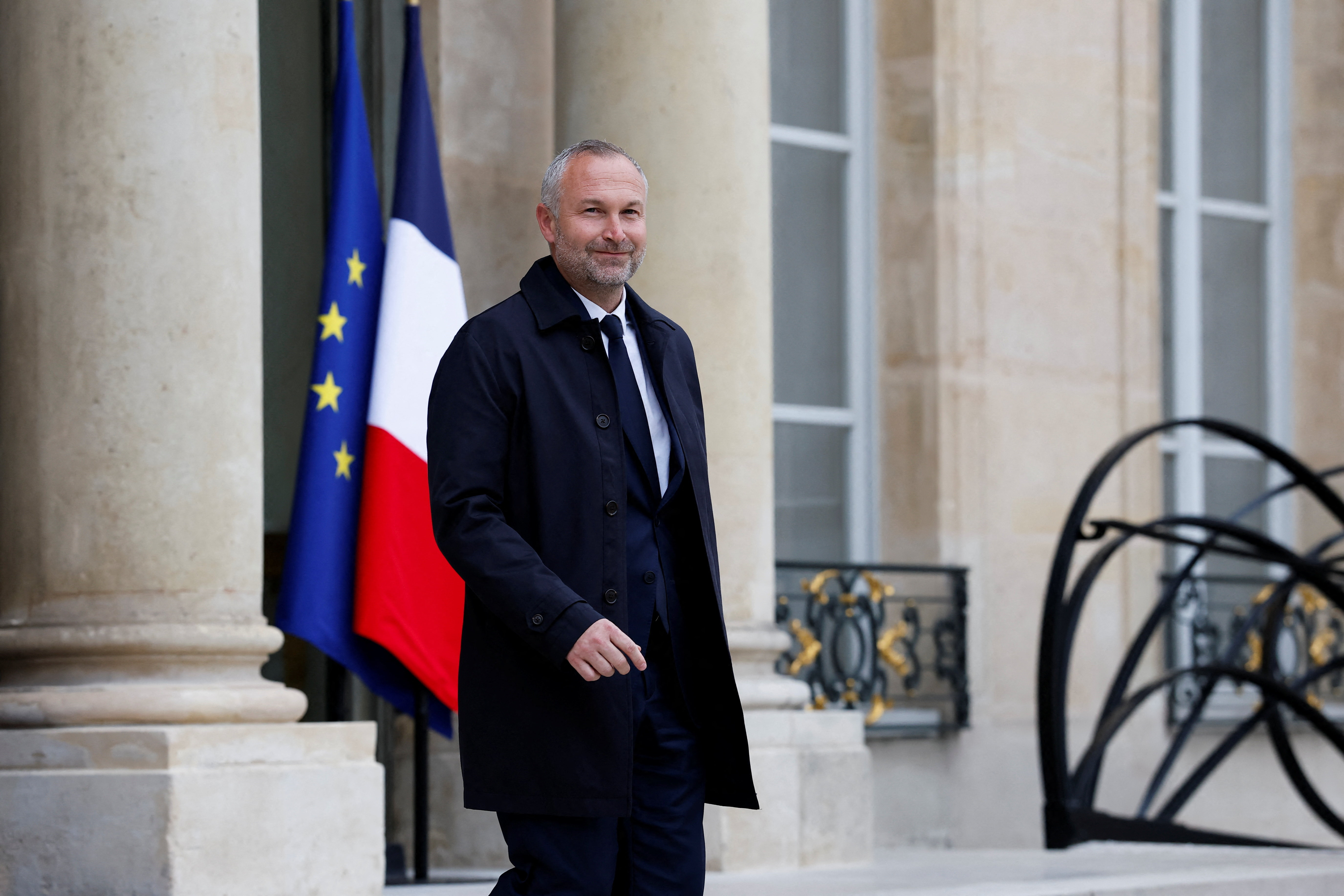 Γαλλία: Διαφωνία των αρχηγών στο Ελιζέ – Εν αναμονή των ανακοινώσεων Μακρόν-1