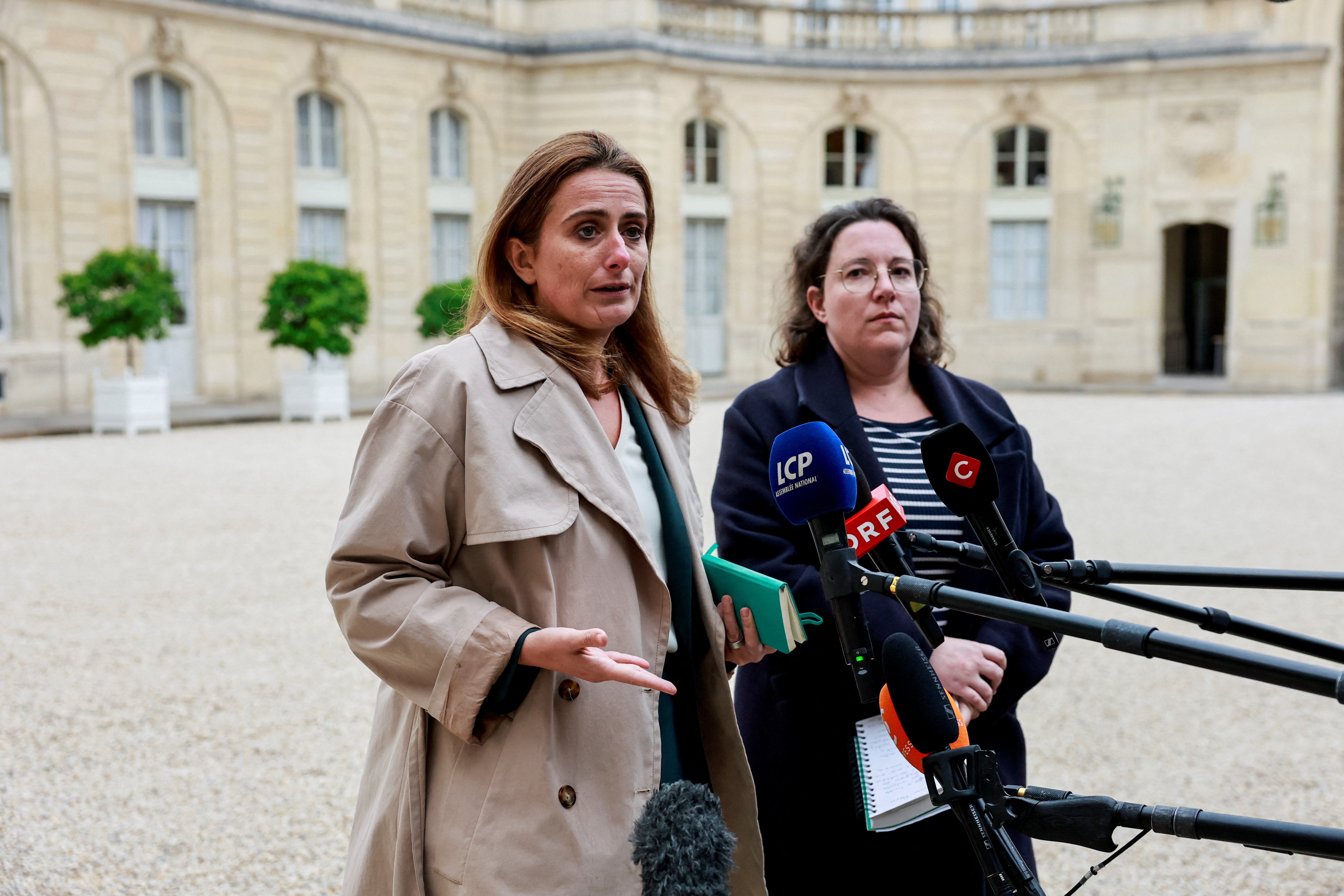 Γαλλία: Διαφωνία των αρχηγών στο Ελιζέ – Εν αναμονή των ανακοινώσεων Μακρόν-2