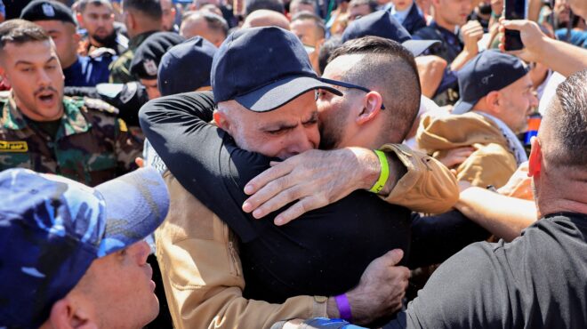εκρηξη-χαράς-στη-ραμάλα-εφτασαν-οι-πρώ-563864182