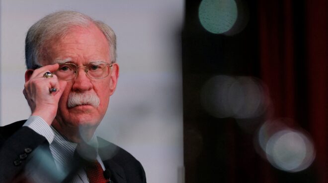 τζον-μπόλτον-πιθανώς-σήμερα-η-παράδοσ-563872954