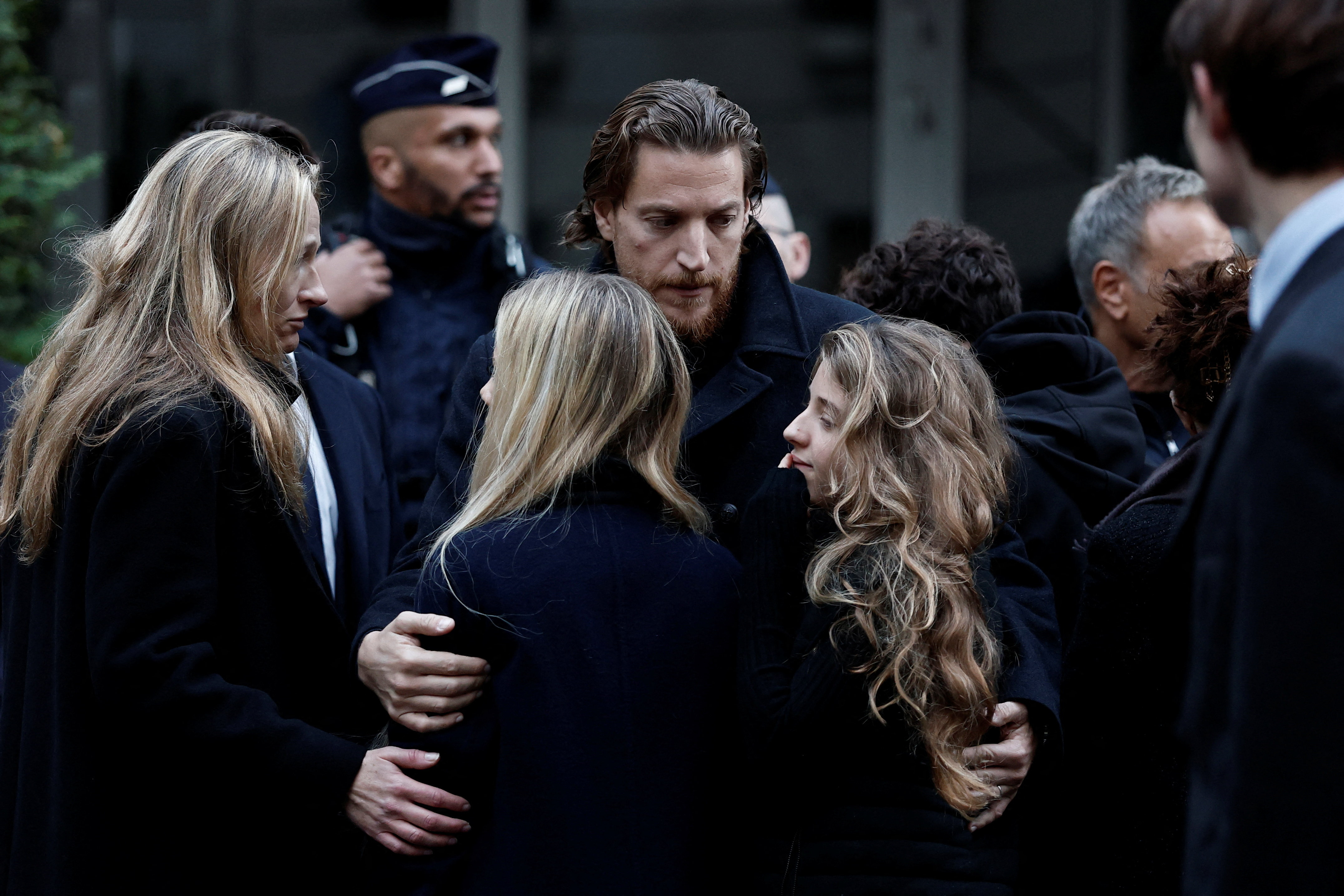 Νικολά Σαρκοζί: Οι πρώτες ώρες στη φυλακή, οι απειλές και ο… Κόμης Μόντε Κρίστο-1