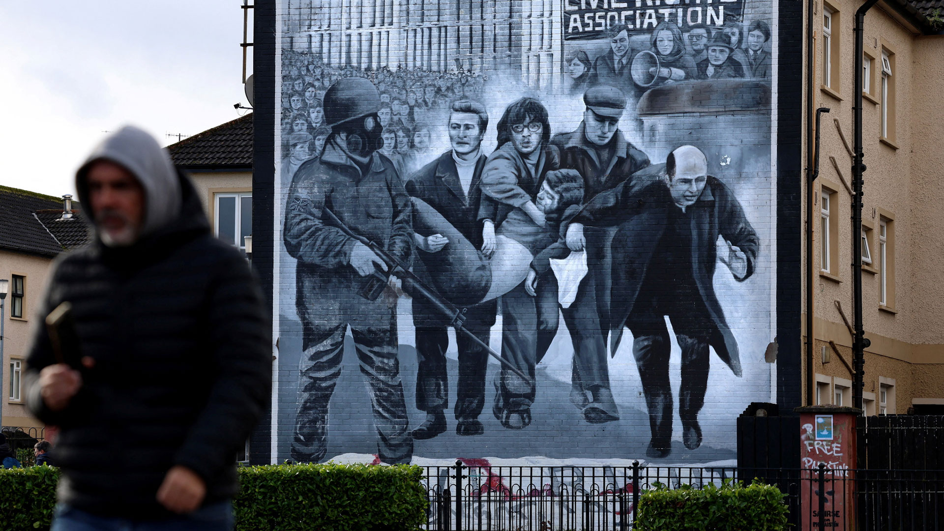 Β. Ιρλανδία: Αθωώθηκε ο μοναδικός Βρετανός στρατιώτης που δικάστηκε για τη «Ματωμένη Κυριακή»-2