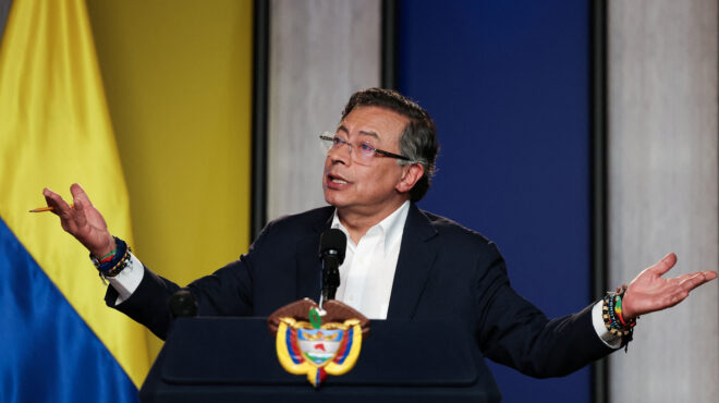 ο-κολομβιανός-πρόεδρος-κατηγορεί-τις-563883823