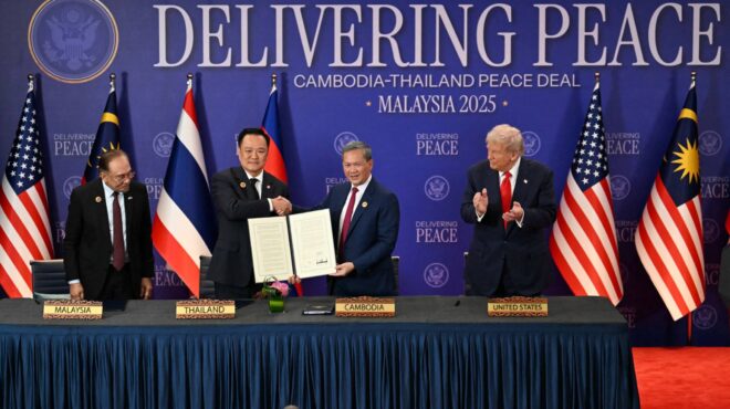 μαλαισία-ο-τραμπ-υπογράφει-οικονομικ-563888542