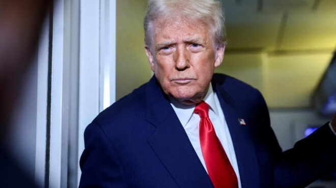 η-αμερική-του-τραμπ-τα-12-σημάδια-αυταρχ-563896507