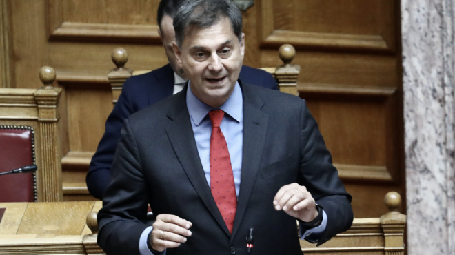 ο-χ-θεοχάρης-στη-βαγδάτη-για-τη-διυπουρ-563879398