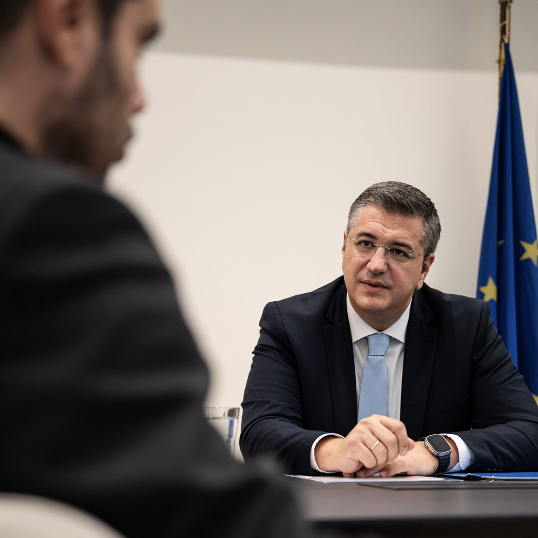 απόστολος-τζιτζικώστας-στην-κ-θα-ήθ-563888152