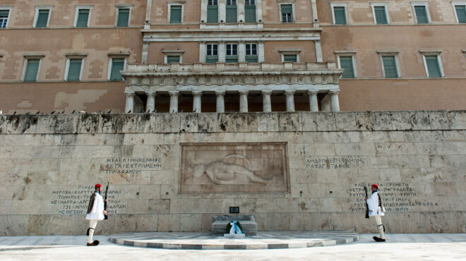 βουλή-την-τρίτη-η-τροπολογία-για-το-μνη-563869702