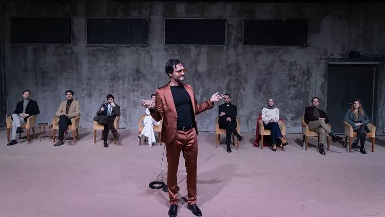 Ιβάν Βιριπάγιεφ στην «Κ»: Εγώ νιώθω ότι γράφω κωμωδίες-1