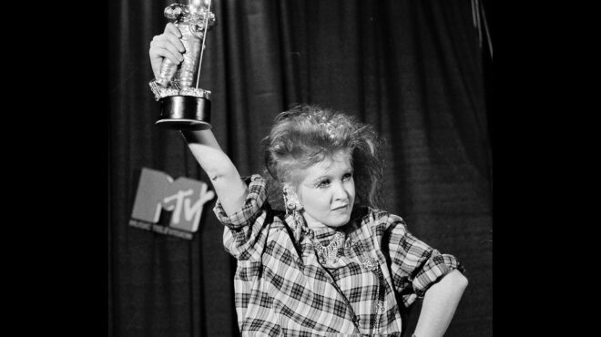 τέλος-εποχής-για-τον-ποπ-μουσικό-κινη-563872885