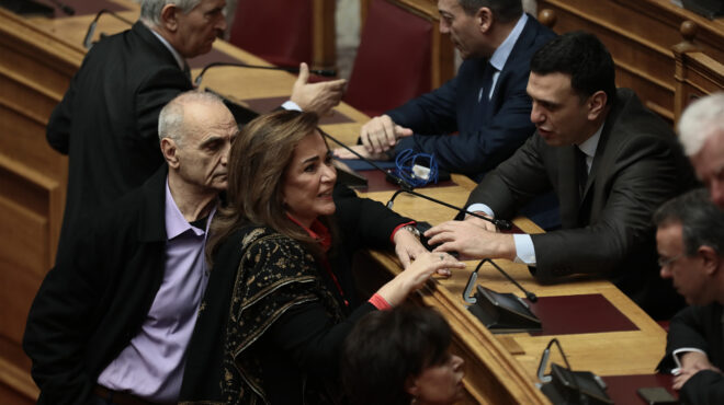 κόντρα-μπακογιάννη-κικίλια-για-την-563893822