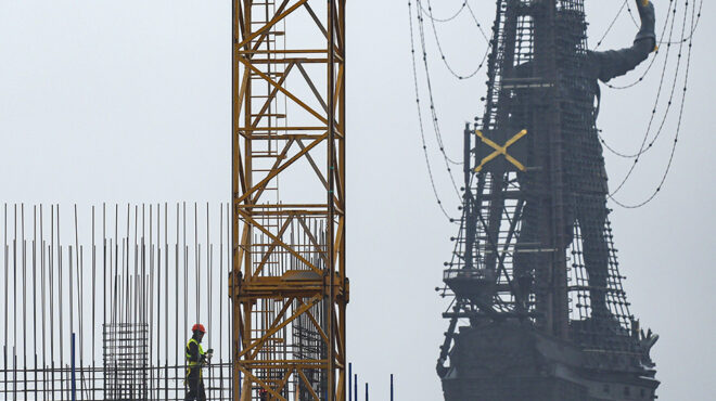 πέτρος-ο-μέγας-και-η-οικοδομή-563852167