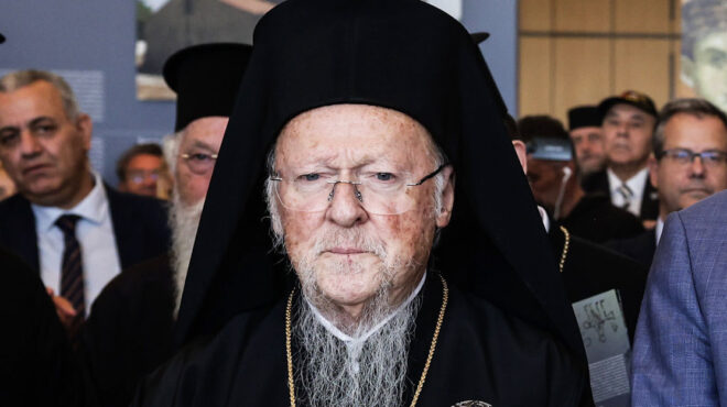 εντός-και-εκτός-ο-βενιζέλος-και-η-ροτόν-563844991