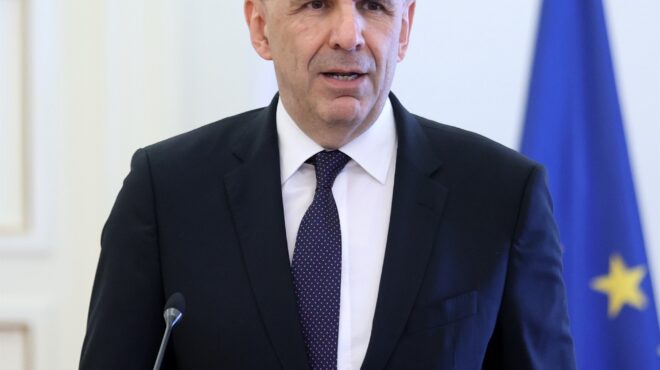 γιώργος-γεραπετρίτης-χάρτες-563880319