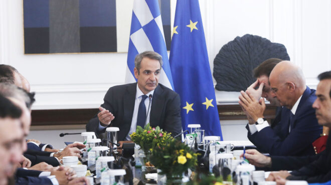 σε-επιφυλακή-η-ν-δ-με-εντολή-μητσοτάκ-563843026