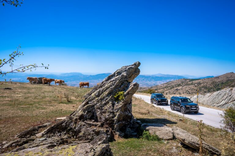 Οδοιπορικό στον Όλυμπο με τα Defender 110 και Toyota Land Cruiser 250-6
