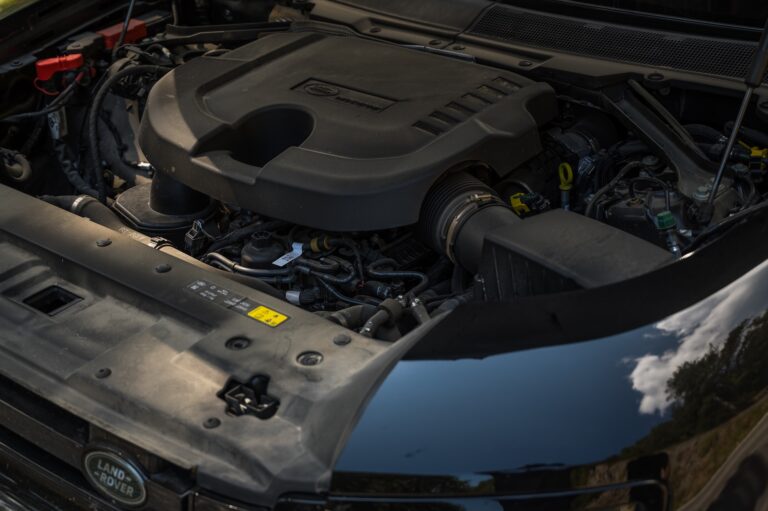 Οδοιπορικό στον Όλυμπο με τα Defender 110 και Toyota Land Cruiser 250-19