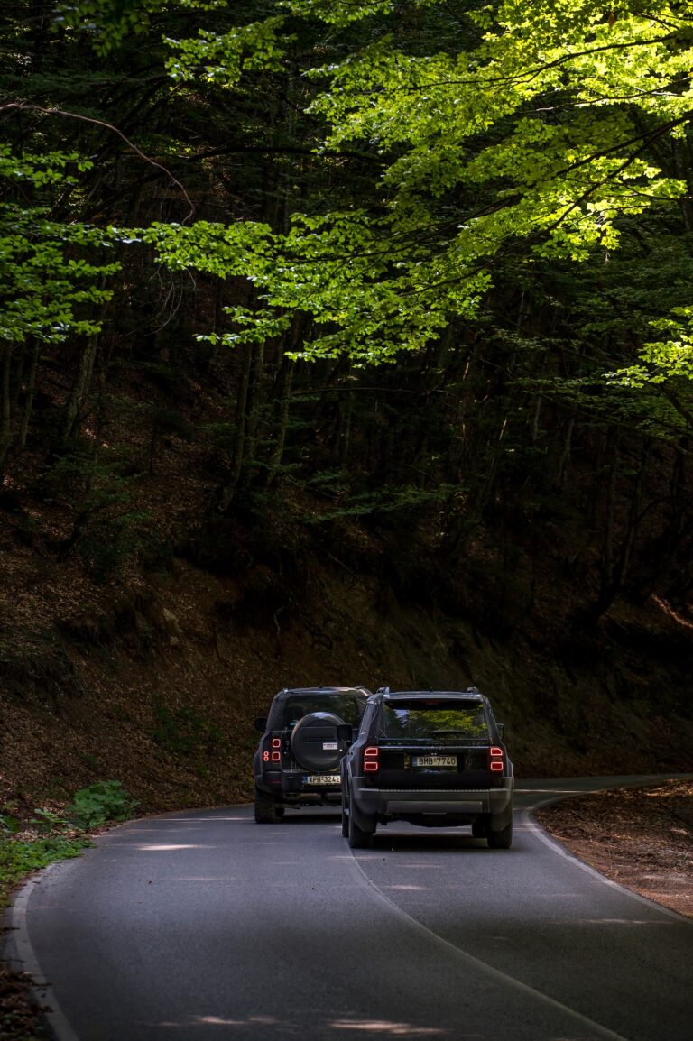 Οδοιπορικό στον Όλυμπο με τα Defender 110 και Toyota Land Cruiser 250-17