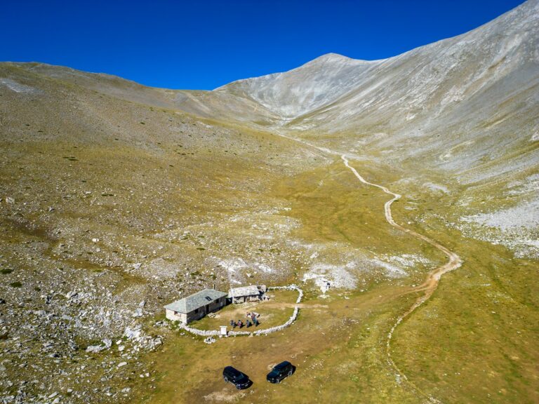 Οδοιπορικό στον Όλυμπο με τα Defender 110 και Toyota Land Cruiser 250-16