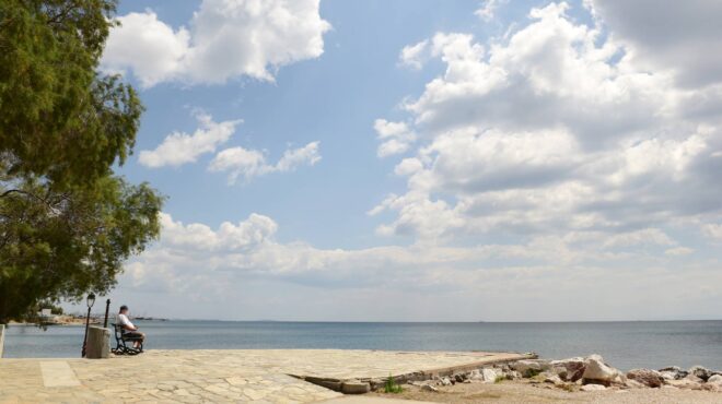 καιρός-μικρή-άνοδος-της-θερμοκρασίας-563888533