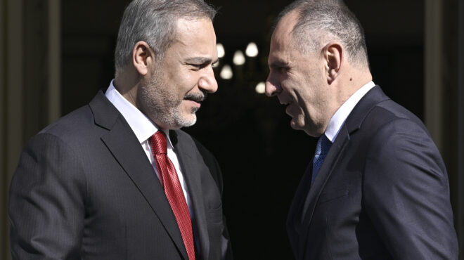 συνάντηση-γεραπετρίτη-φιντάν-στο-563877724