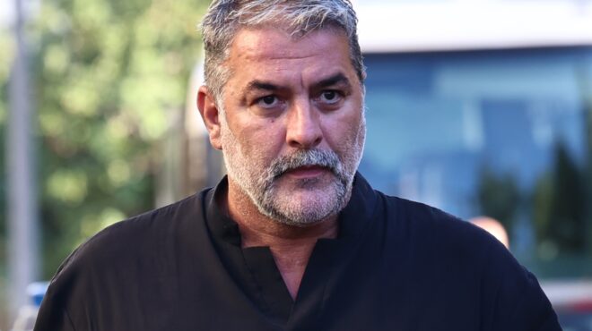 βασίλης-μπισμπίκης-θηρία-563842771