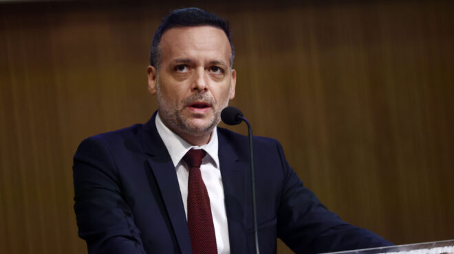 δούκας-καλή-τύχη-με-τη-φροντίδα-του-μν-563883553