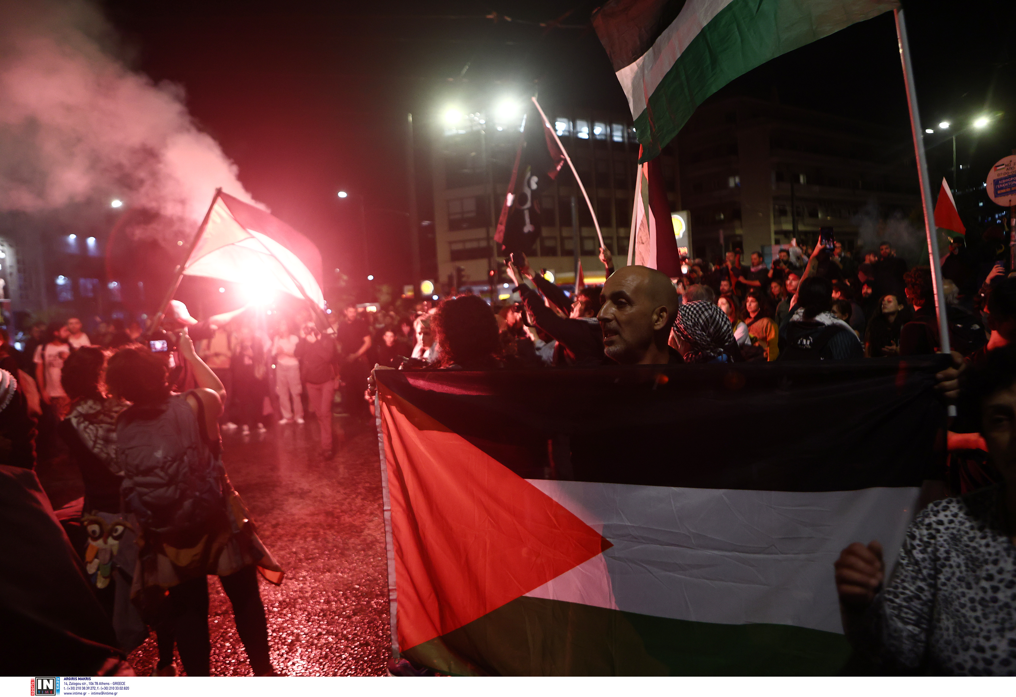 Σε εξέλιξη πορεία για την Παλαιστίνη στο κέντρο της Αθήνας – Εικόνες-3