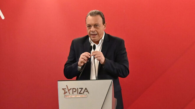 συριζα-προεδρικό-μασάζ-σε-βουλευτέ-563859325