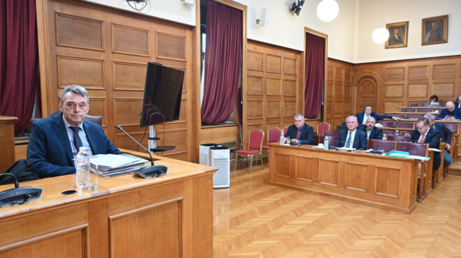 βουλή-νέος-κύκλος-έντασης-στην-εξετασ-563853553