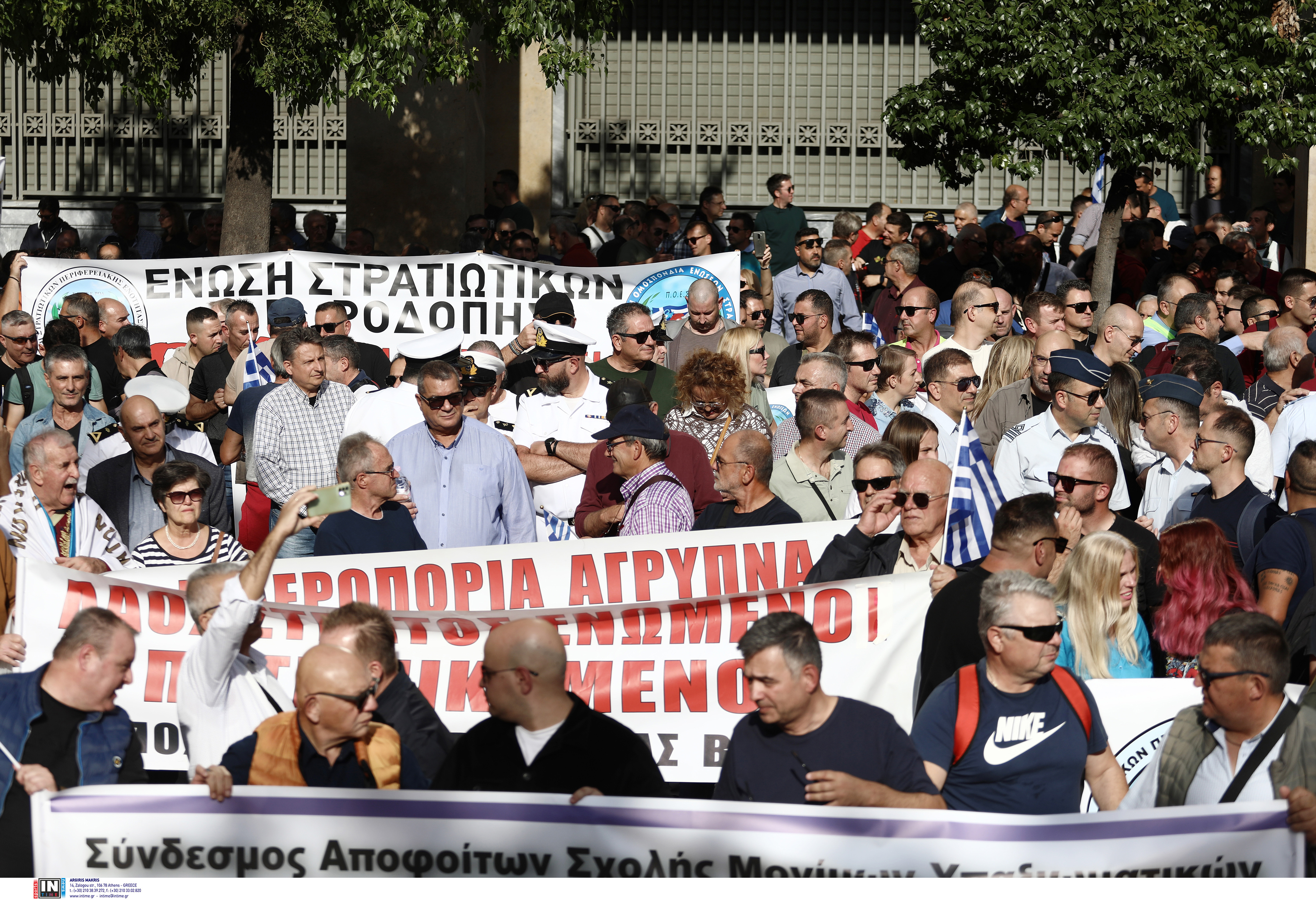 Συγκέντρωση ενστόλων στο Σύνταγμα ενάντια στο νομοσχέδιο του υπουργείου Αμυνας-3