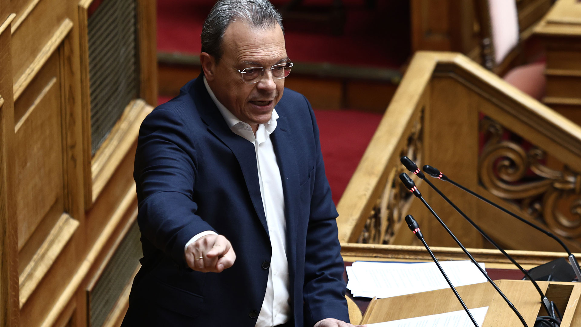 Βουλή: Μετωπική κυβέρνησης – αντιπολίτευσης για το εργασιακό νομοσχέδιο – Πυρά για το 13ωρο-2