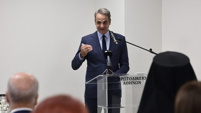 μητσοτάκης-η-αμφισβήτηση-της-εμπιστο-563872888