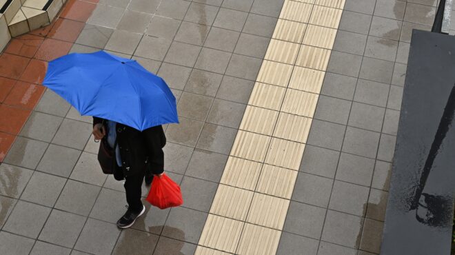 βροχερός-και-σήμερα-ο-καιρός-πού-αναμ-563880556