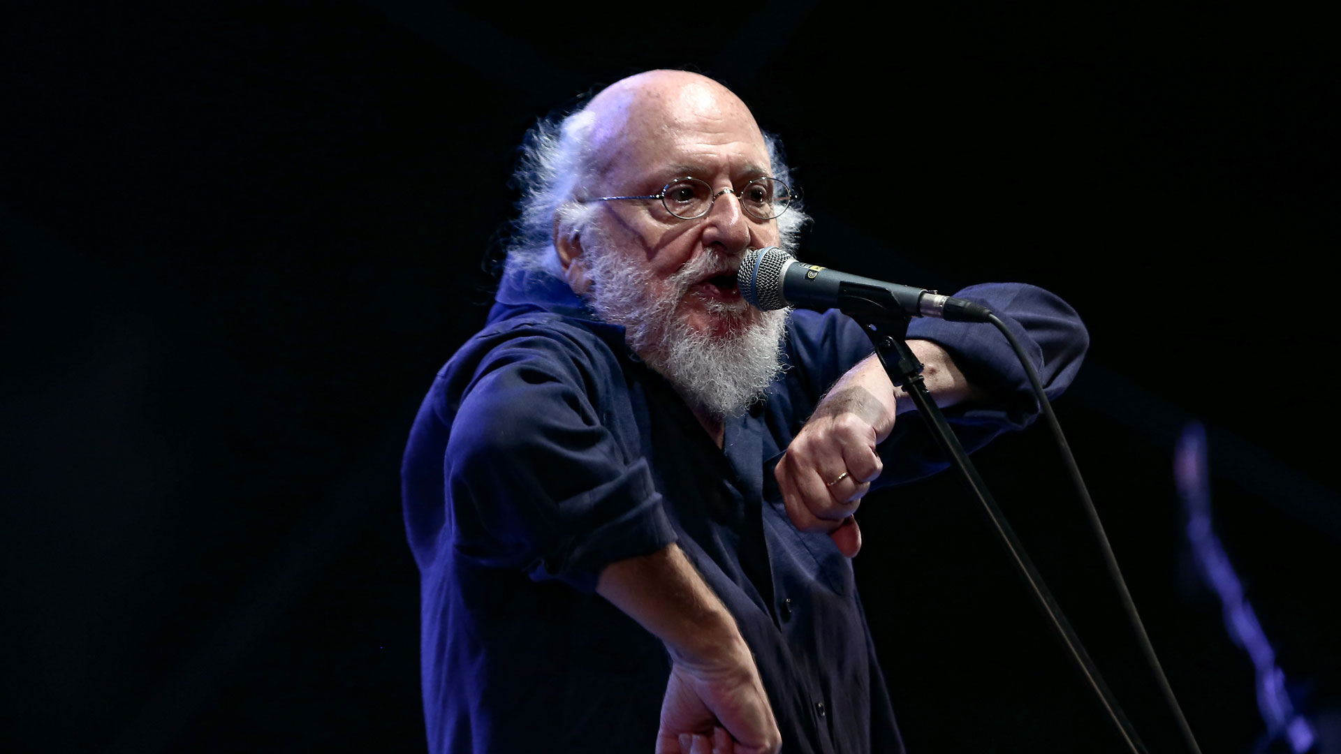 Πέθανε ο Διονύσης Σαββόπουλος-7