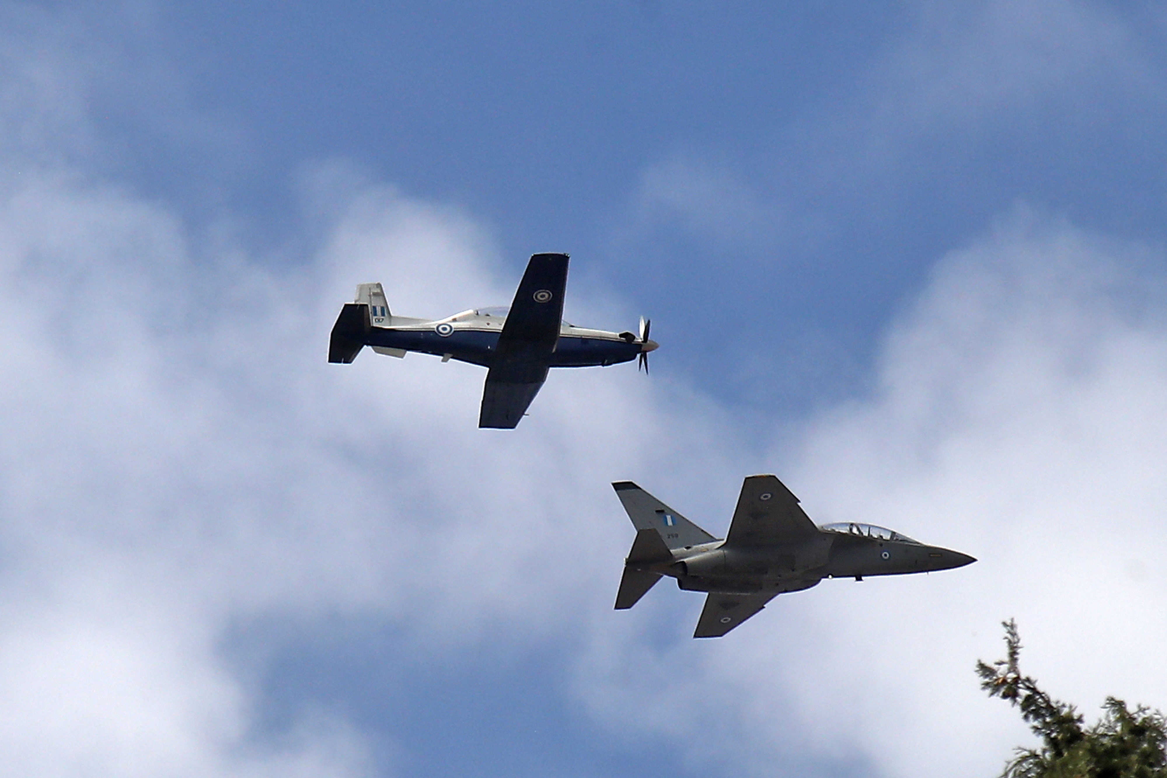 Θεσσαλονίκη: Εικόνες από τη δοκιμαστική στρατιωτική παρέλαση ενόψει 28ης Οκτωβρίου-2