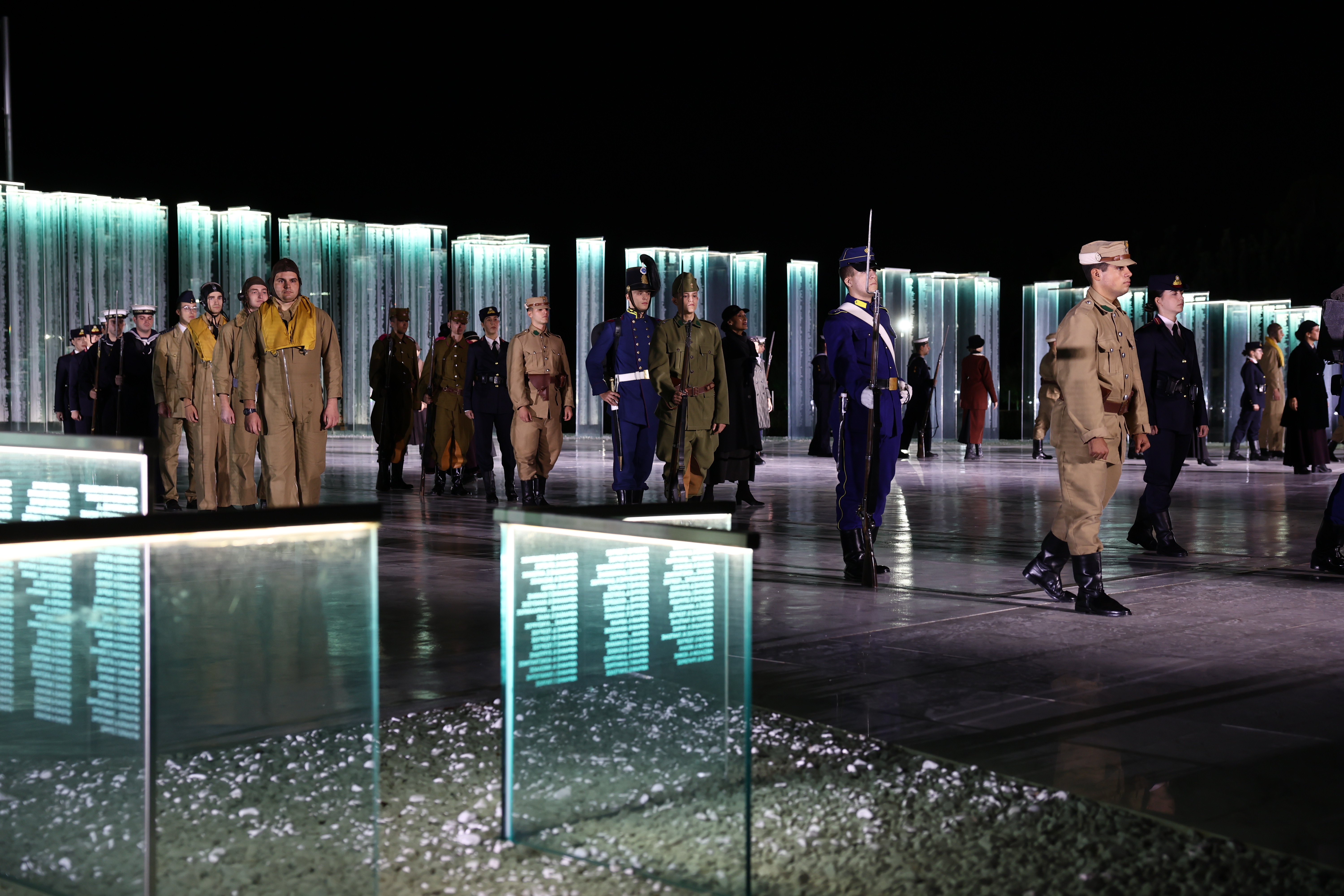 Πεντάγωνο: Η νέα βιοκλιματική πρόσοψη και η Κιβωτός Εθνικής Μνήμης του Κώστα Βαρώτσου (φωτογραφίες)-7