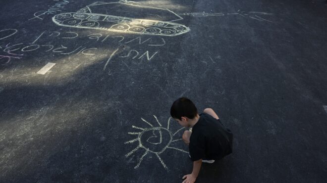 αρθρο-του-γιουβάλ-νόα-χαράρι-στην-κ-η-563897092