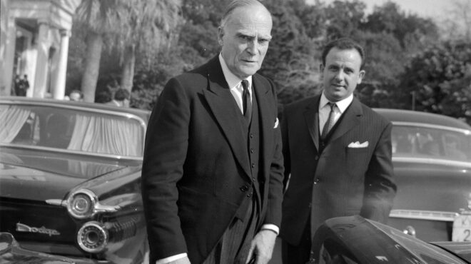 ενας-κορυφαίος-διπλωμάτης-563850607