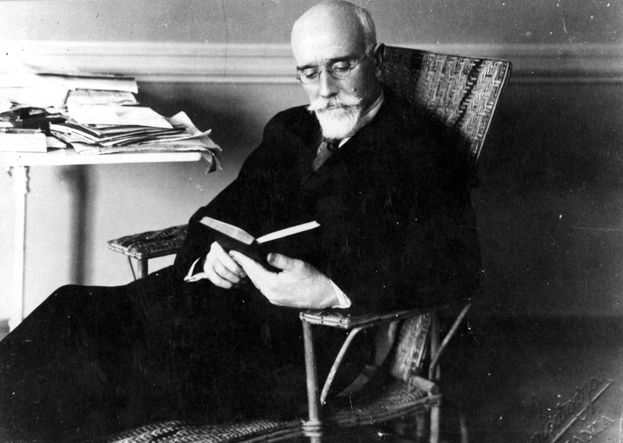 Γεώργιος Στρέιτ: Ο καθηγητής – σύμβουλος του Παλατιού και ο Διχασμός-12