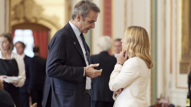 στα-χαρτιά-οι-προτάσεις-για-την-ενίσ-563844499