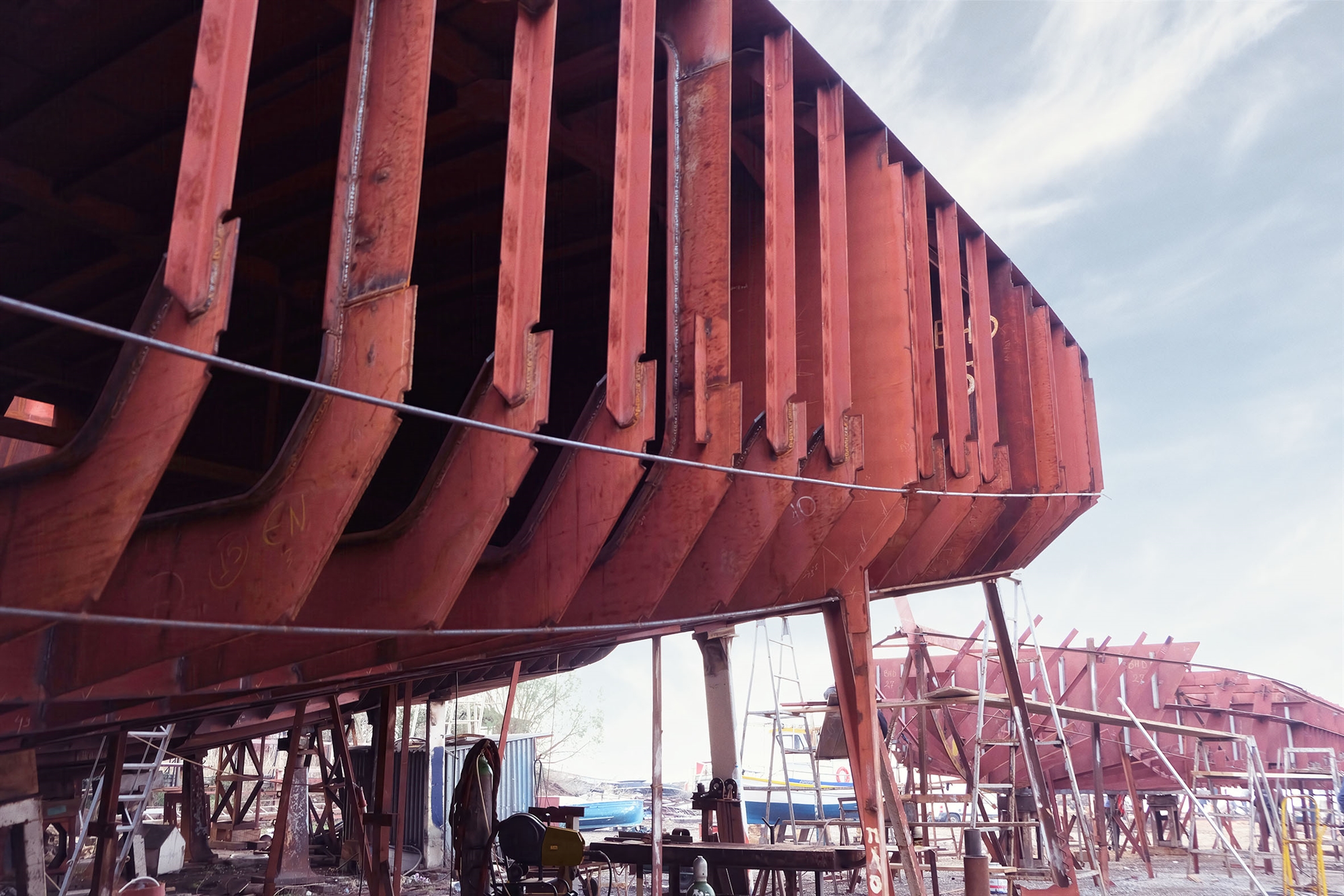 Μαρμάρινα ίχνη απώλειας και μνήμης-2