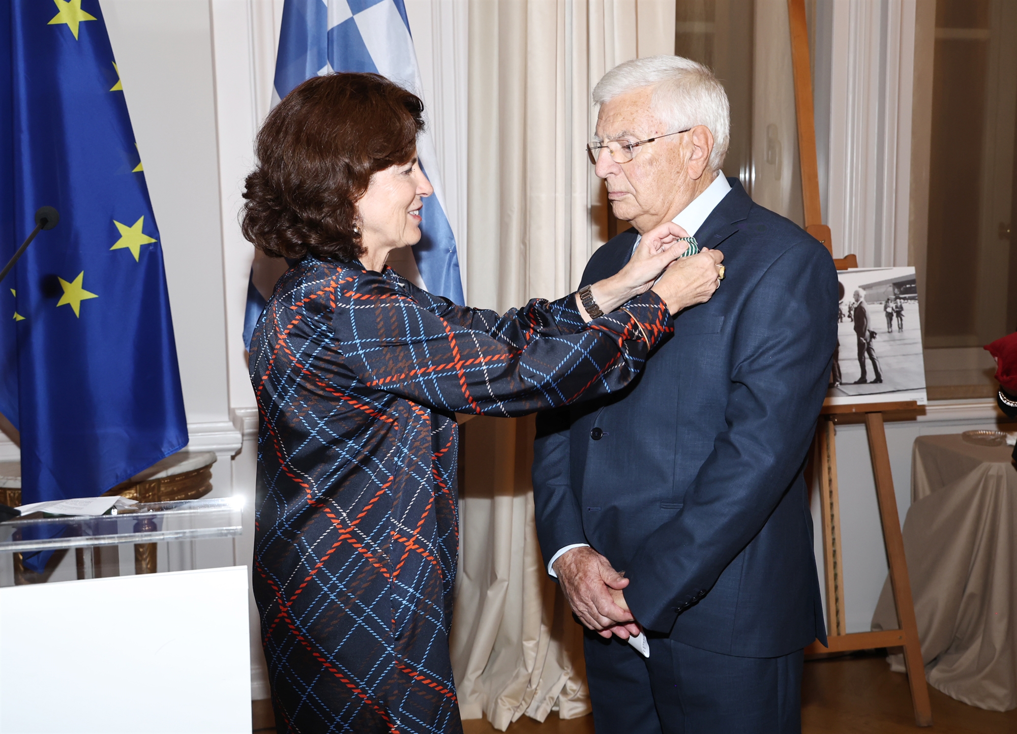 Ιππότης του Τάγματος των Τεχνών και των Γραμμάτων ο Κυριάκος Κουτσομάλλης-2