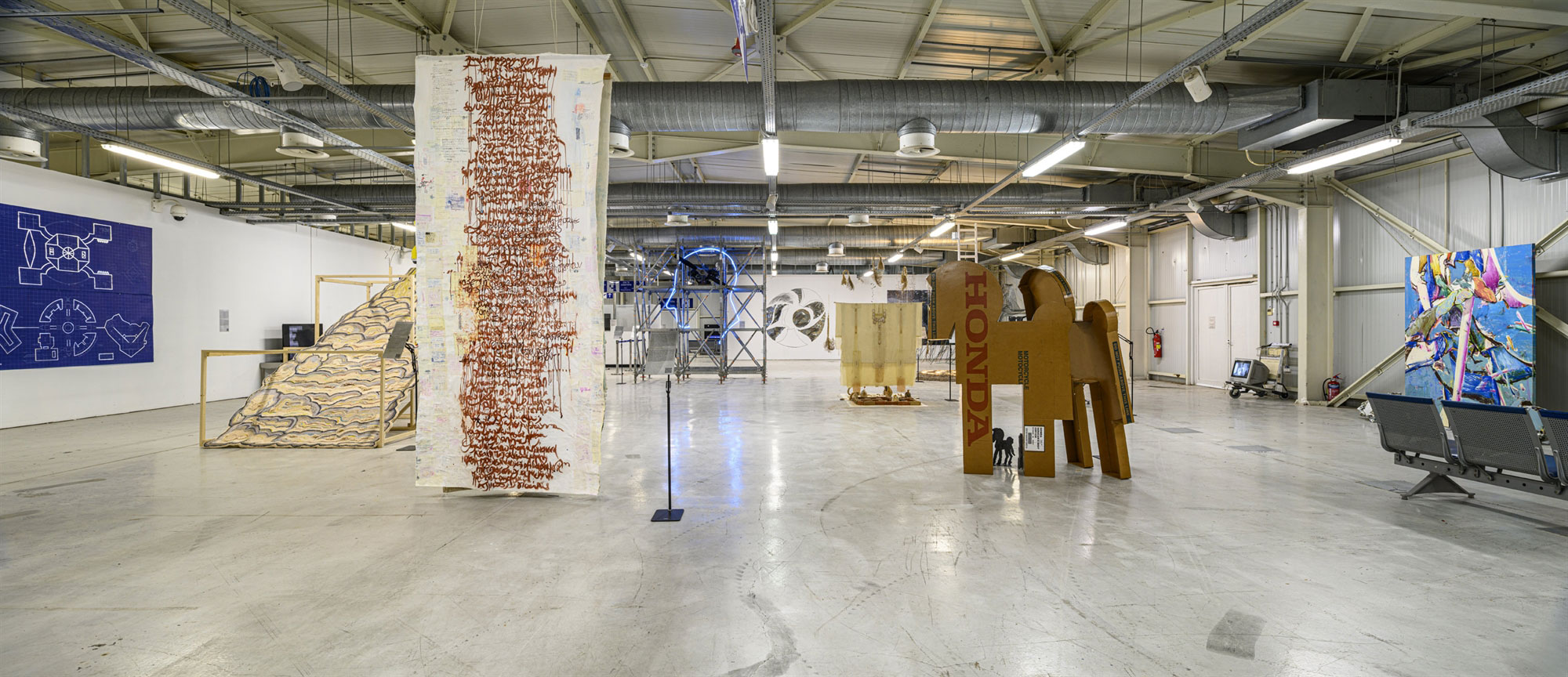 «Ελ. Βενιζέλος:»: Τσεκ ιν στον κόσμο της τέχνης-1