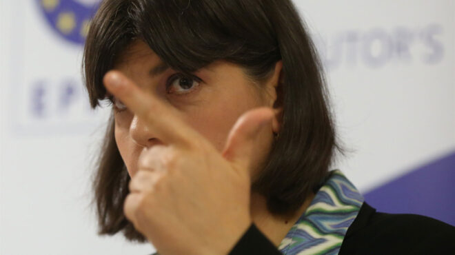 λάουρα-κοβέσι-στην-κ-ο-καφές-και-τα-δ-563850121