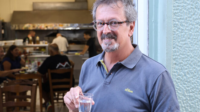 βόλος-η-πόλη-που-πασχίζει-να-σηκώσει-τη-563888737