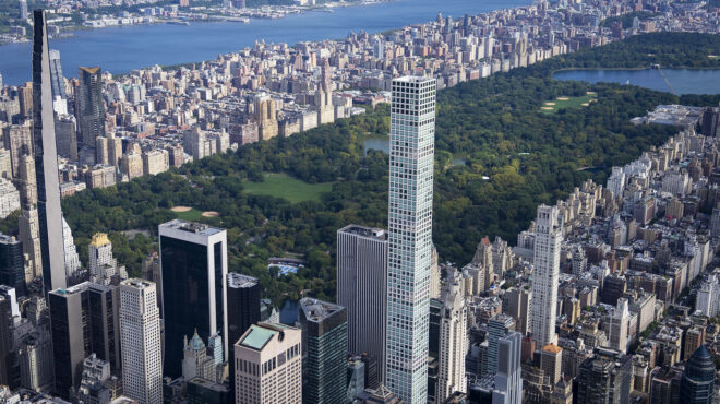 νέα-υόρκη-πύργος-στο-έλεος-των-ανέμων-563879086